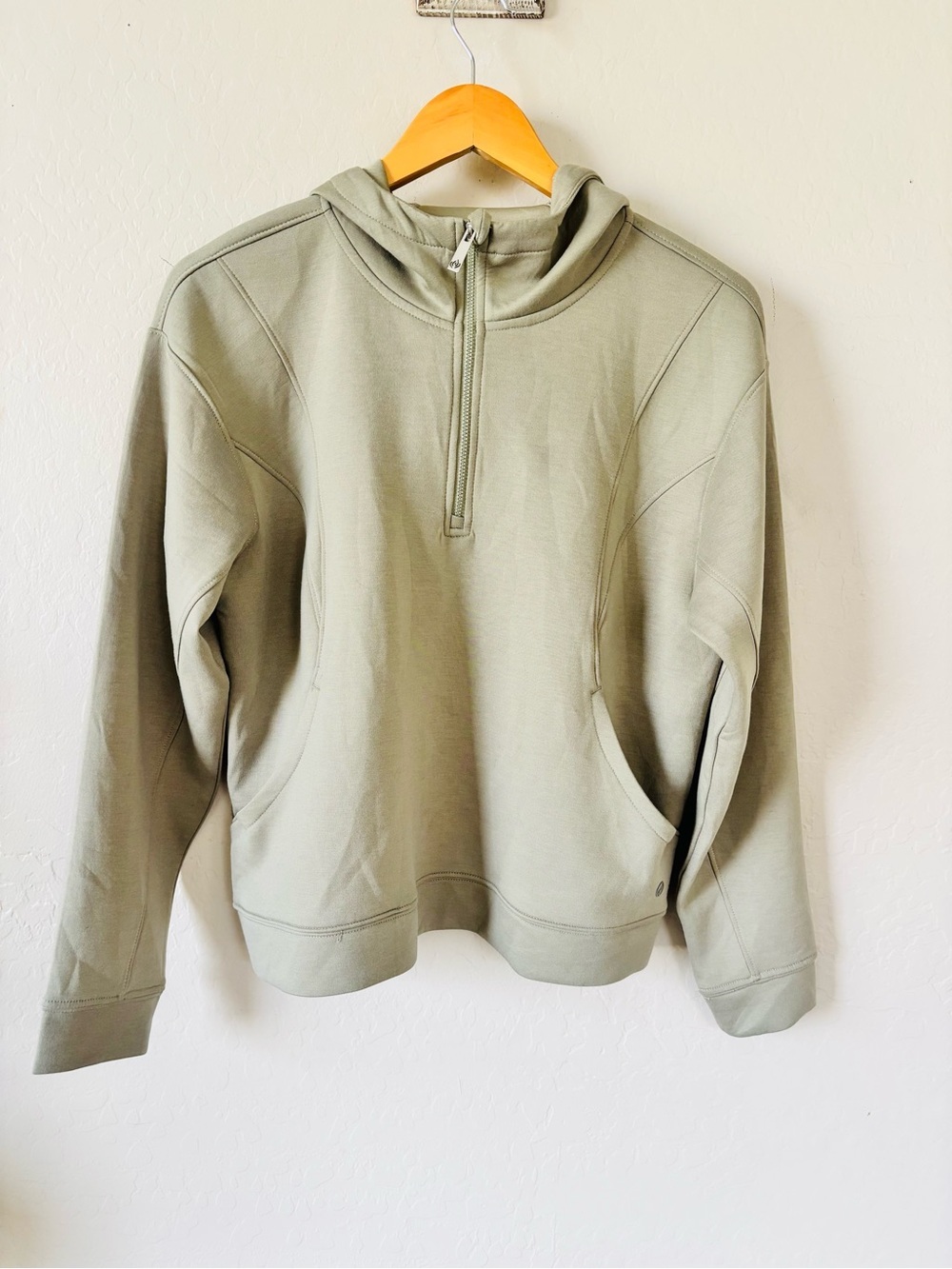 Apana NWOT Stella Scuba quarter zip sage green Hoodie Sweatshirt